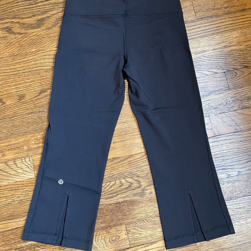 Lululemon crop split legging